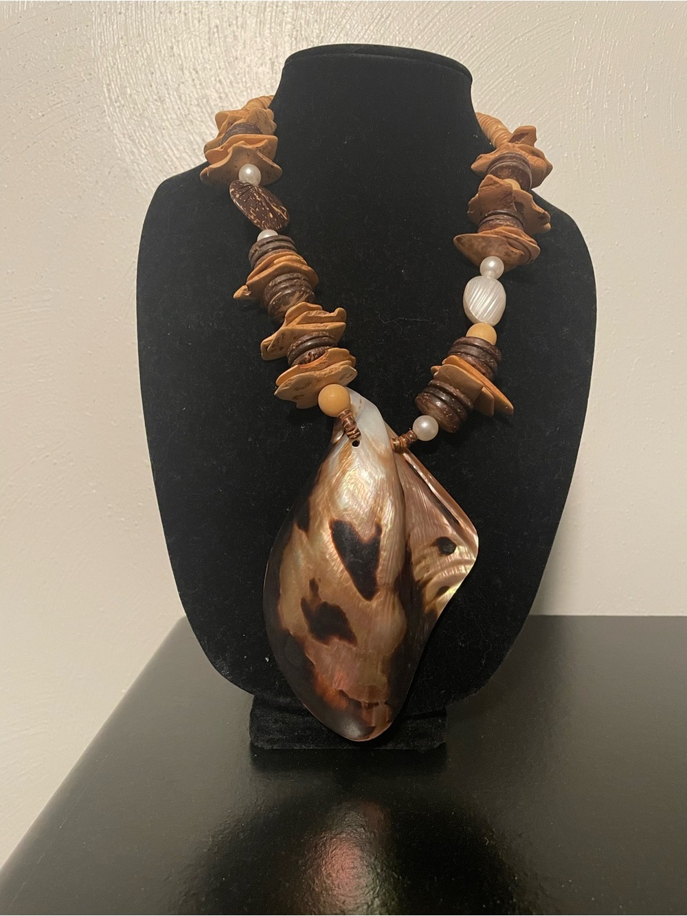 abalone shell large statement pendant necklace wood coconut vintage
